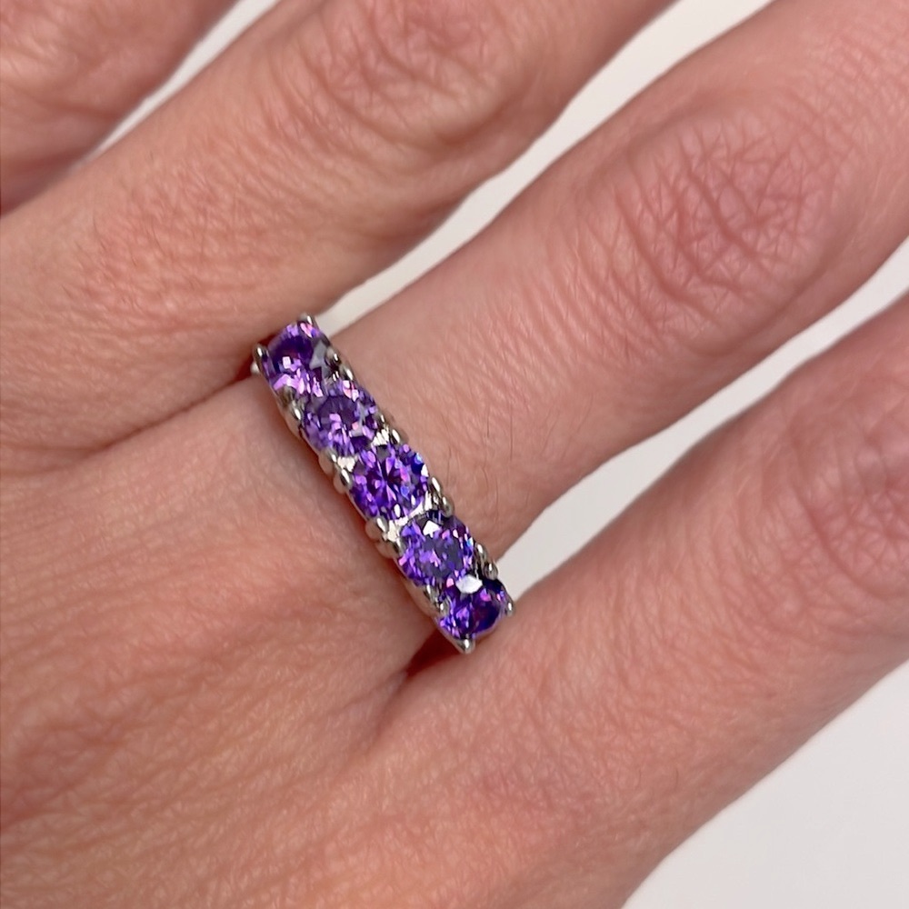 Amethysts Pavé ring Size 8